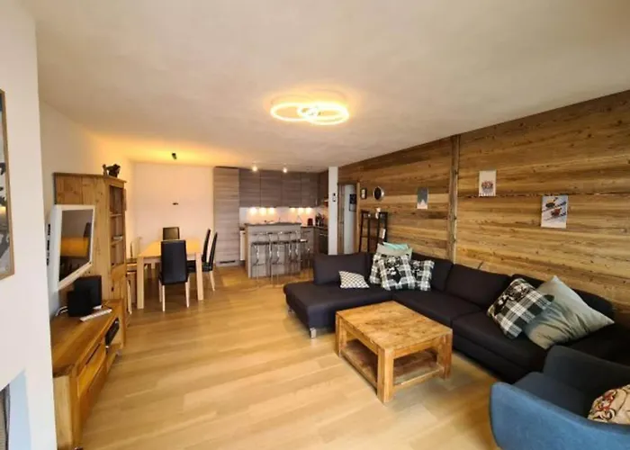 Spacious Near Cable Car 베이소나츠