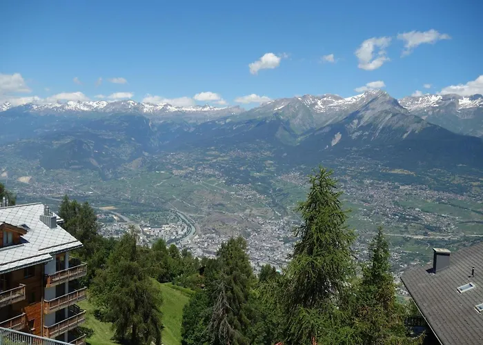 Spacious Near Cable Car 아파트 *