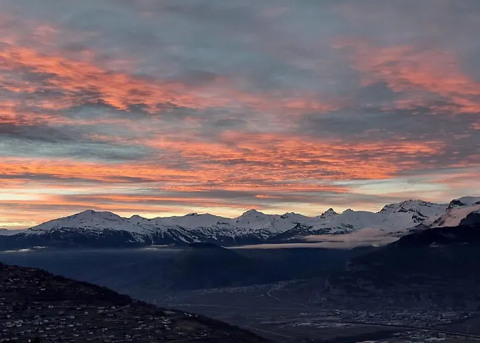 Spacious Near Cable Car 아파트 *