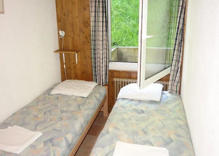 Апартаменты Spacious Near Cable Car